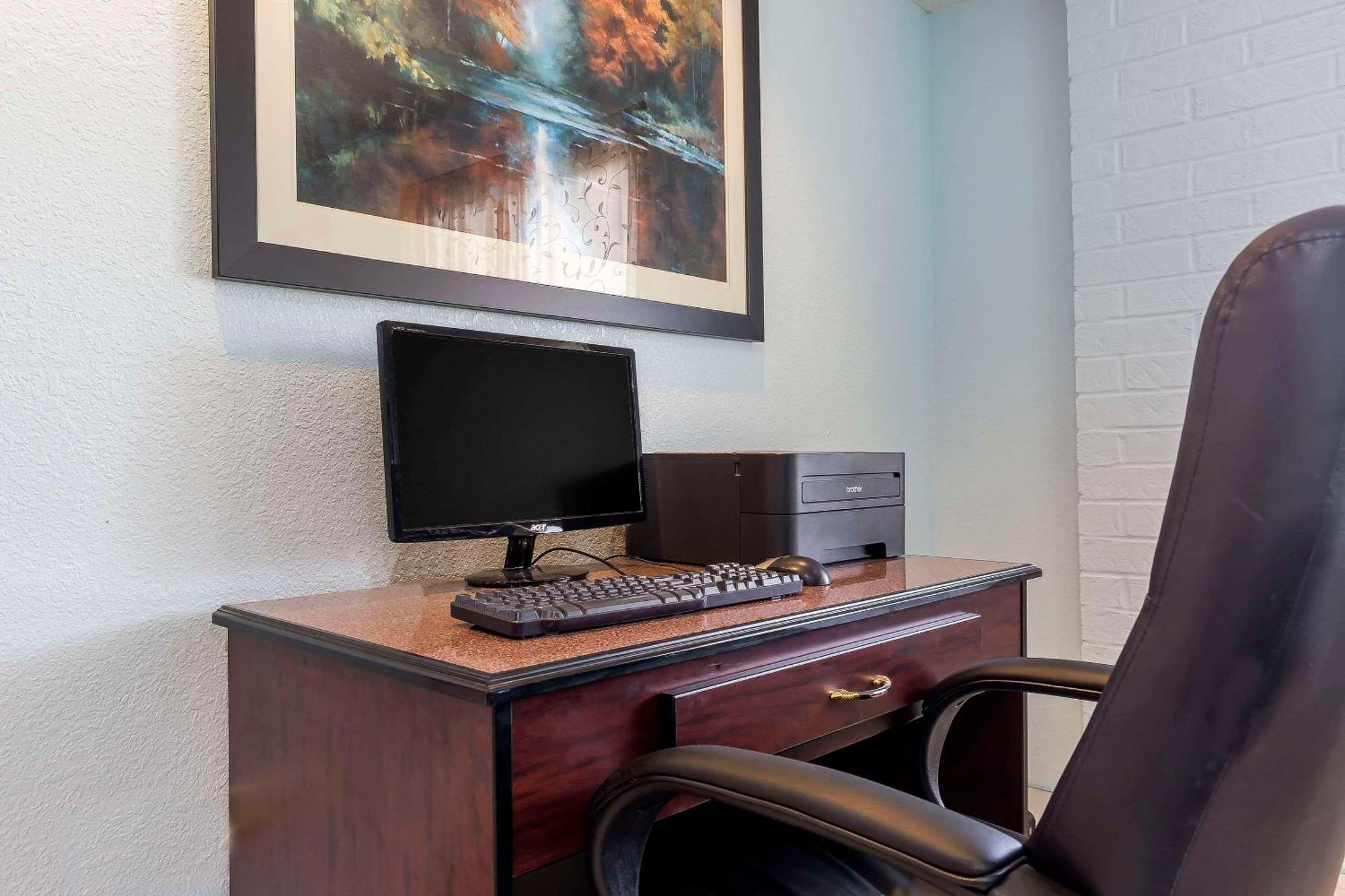 Quality Inn Sycamore - Dekalb Dış mekan fotoğraf